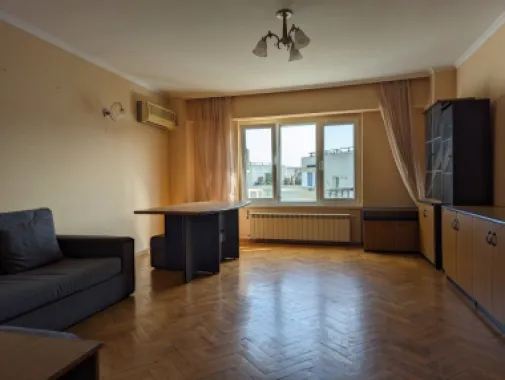 Penthhouse 3 camere adiacent Decebal