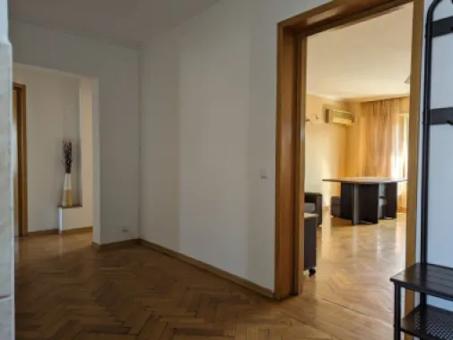 Penthhouse 3 camere adiacent Decebal