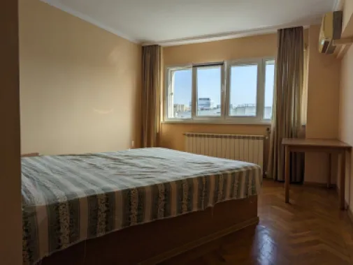 Penthhouse 3 camere adiacent Decebal