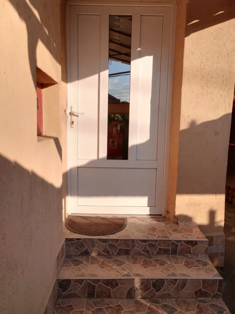 ageuropa.ro vinde casa in zona 14 Mai cu 3 cam. si teren aferent de 500mp. - Agenția EUROPA vinde casa individuala cu 3 camere si teren 500mp în zona 14 Mai.