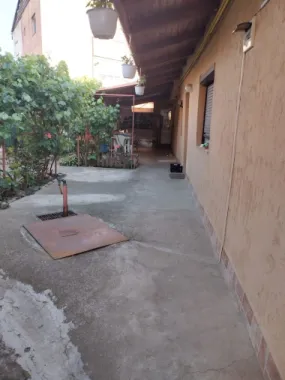 ageuropa.ro vinde casa in zona 14 Mai cu 3 cam. si teren aferent de 500mp.