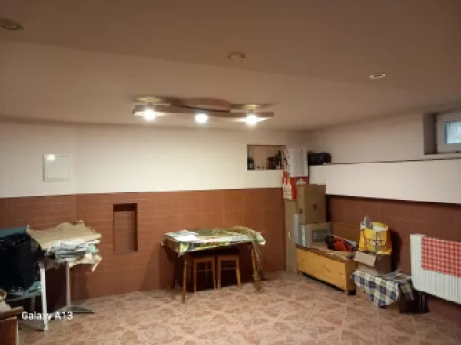 ageuropa.ro vinde casa 16 camere teren 1500mp in zona ULTRACENTRALA.