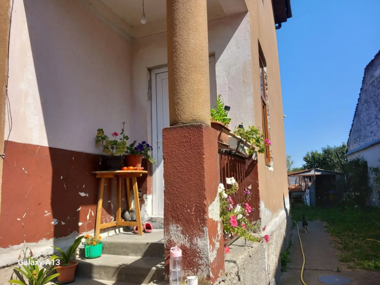 BRASADAS vinde vinde casa 4 cam. teren 5 ari 117mp.