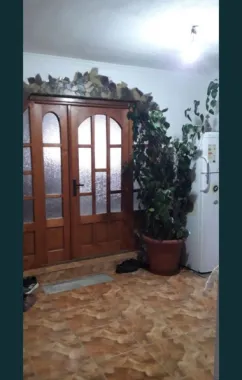 Vand casa Lazuri, Jud.SM