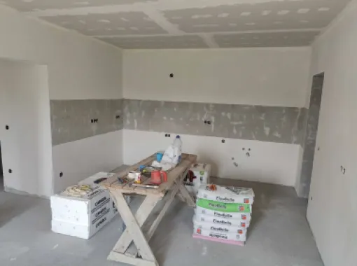 Casa noua de vanzare ( semifinisat) in Ruseni, com. Paulesti