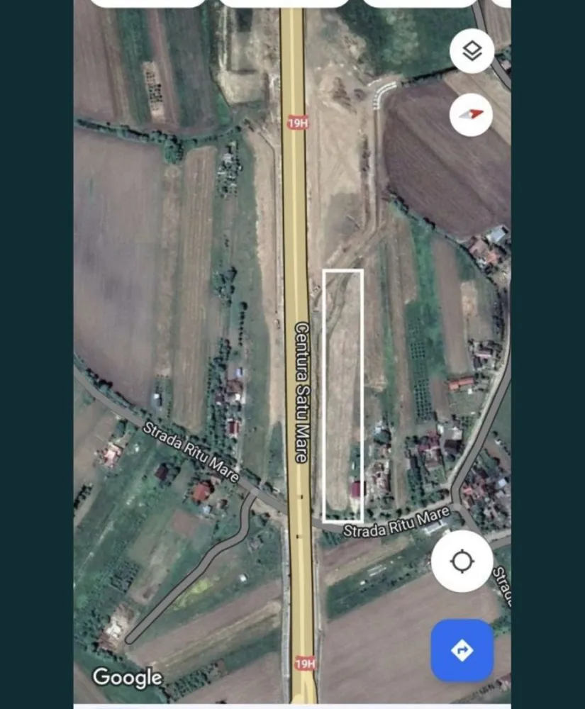 Teren extravilan langa centura SM - Vand teren extravilan fix langa centura Satu Mare,zona Ratu Mare ,intrarea de pe Str.Depozitelor. Total 0.73 ha. Pret 1800€/ari negociabil. Mai multe informatii la telefon,nu raspund la mesaje.