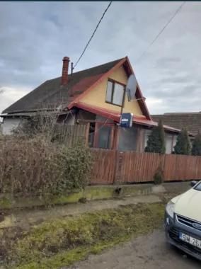 Vand casa cu grajd si teren in Satu Mare Com Craidorolot Jud Satu Mare 2