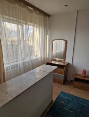 Apartament Constanta 2 camere etaj 4/4, centrala pe gaz