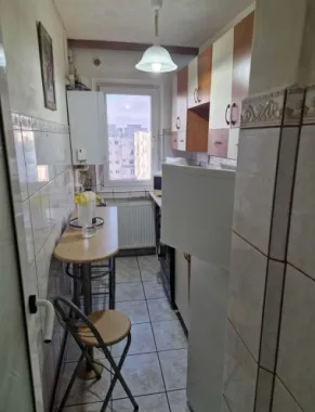 Apartament Constanta 2 camere etaj 4/4, centrala pe gaz