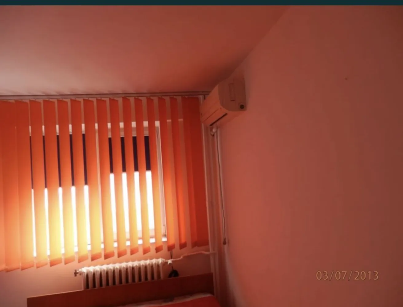 Vand apartament - Vindem apartament stada Ion Vodă,etaj 1,balcon,termoizolat,centrala termica,din cărămidă, aer conditionat,100 m de bulevardul mamaia și de universitatea ovidius,30 m facultatea stiinte economice,cochet ,foarte călduros,magazine la 20 m 0752130892