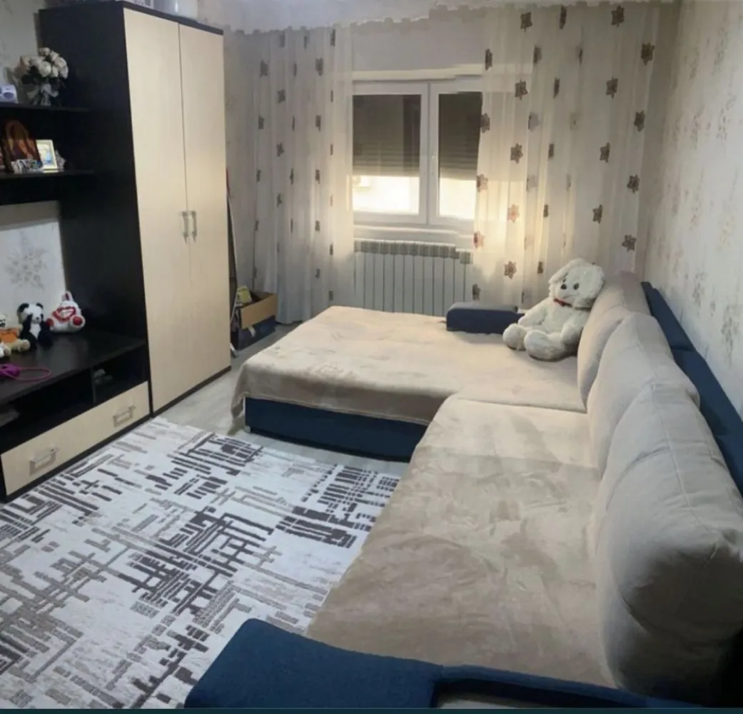 Vand apartament 2 camere zona Anda