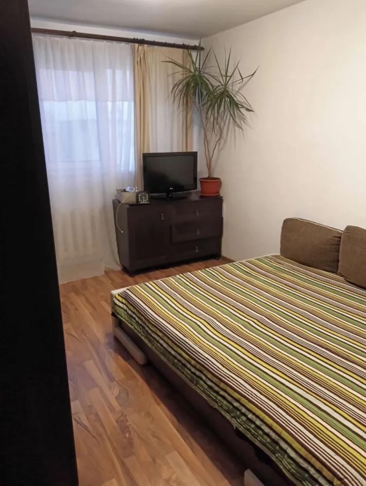 Apartament de vanzare 2 camere zona Abator