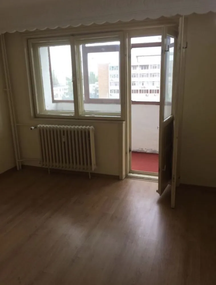 Apartament de vanzare, 3 camere, Tomis3 Constanta - Apartament de vanzare 3 camere , tomis trei , et 7 , decomantat