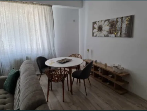 Vand apartament 2 camere