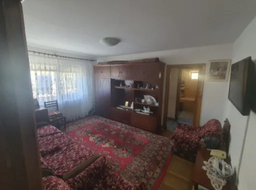 Vand apartament 2 camere zona Eden