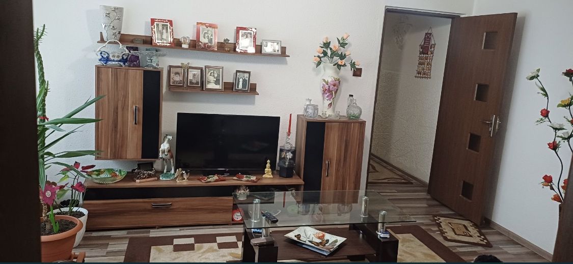 3 camere Tomis Nord-mobilat si utilat