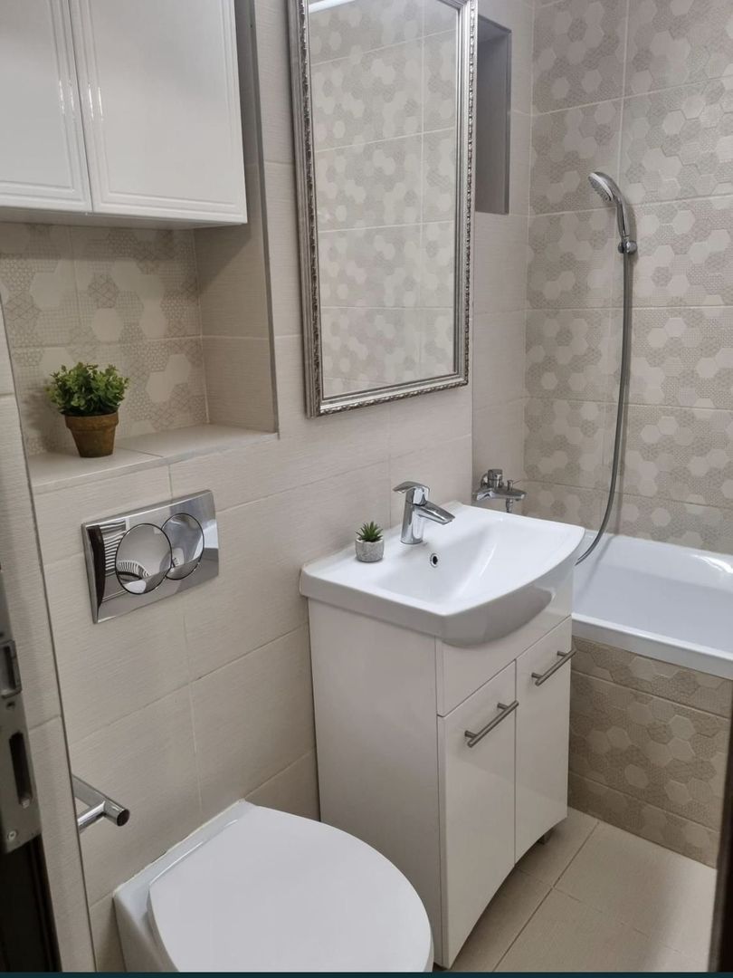 Vand sau schimb apartament 3 camere