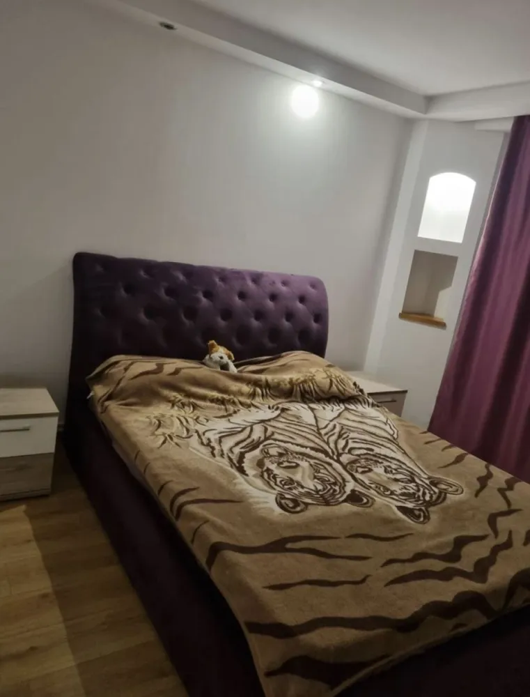 Vand sau schimb apartament 3 camere