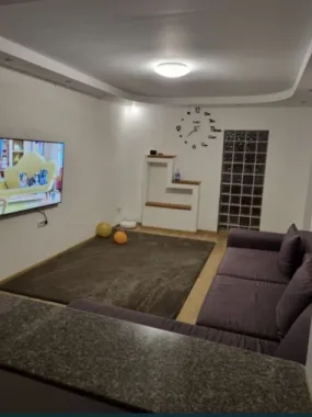 Vand sau schimb apartament 3 camere