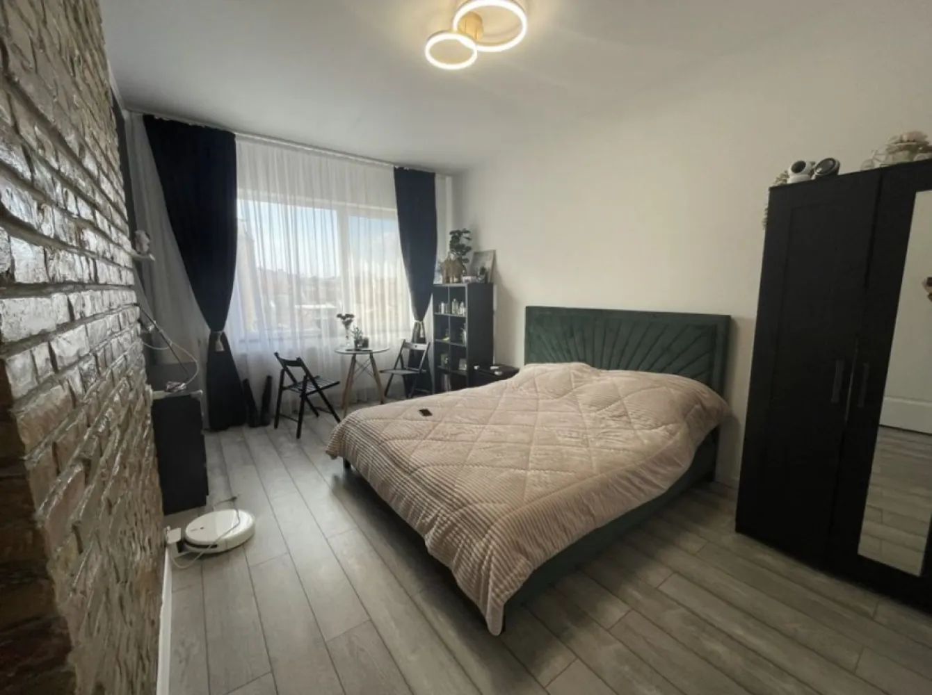 Centru Antoniadis Stefan cel Mare ap 3 camere