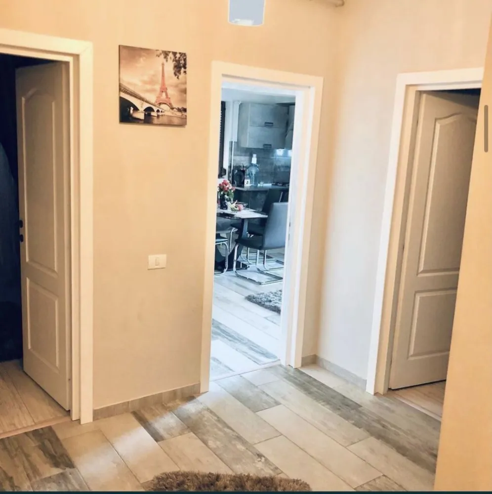 Ap 3 camere de vanzare/Tomis plis/ E1//Constanta Litoral