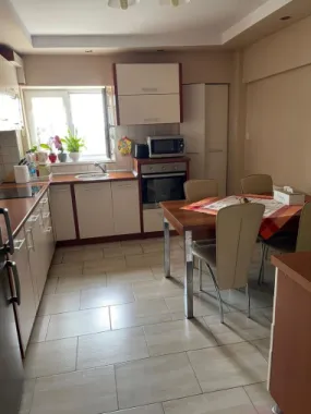 ageuropa.ro vinde ap 4 cam etajul 4 pe Blaga.