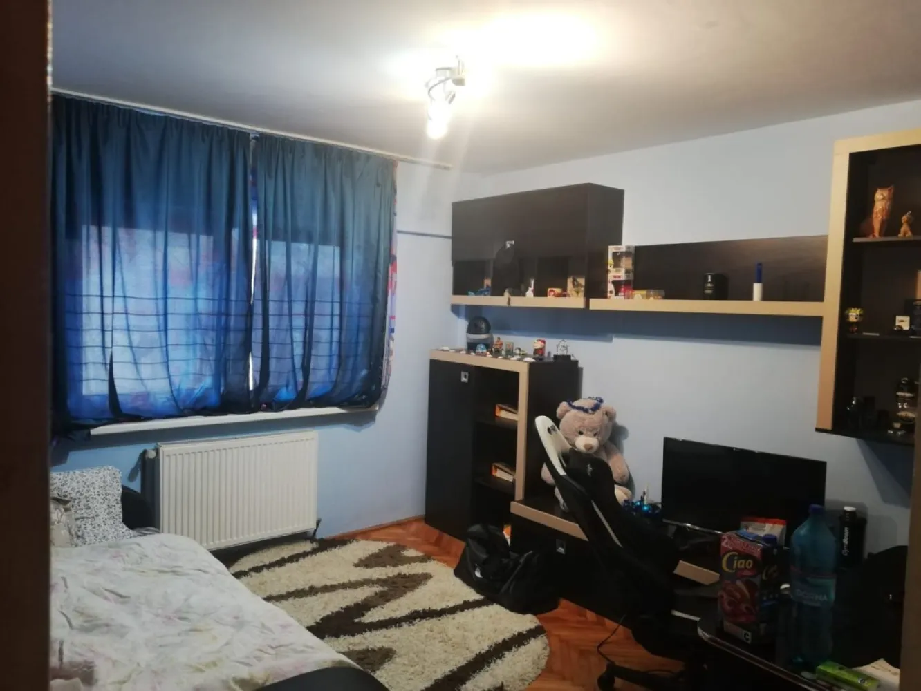 ageuropa.ro vinde ap 3 cam DECOMANDATE în Carpați 2 la etajul 4. - Agenția EUROPA vinde apartament cu doua camere DECOMANDATE la etajul 4 în CARPAȚI 2. Pentru mai multe oferte accesați www.ageuropa.ro.