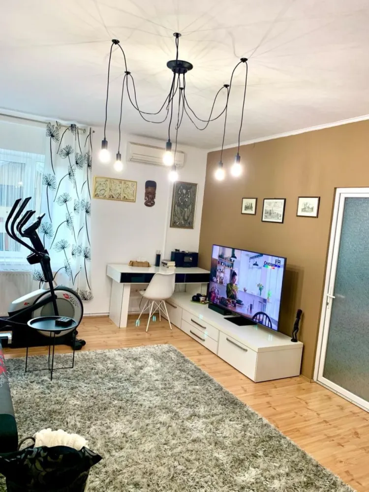 ageuropa.ro vinde ap 2 cam 65mp la etajul 2 în zona ULTRACENTRALA. - Agenția EUROPA vinde apartament cu doua camere 65mp la etajul 2 în zona ULTRACENTRALA.