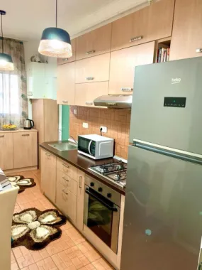 ageuropa.ro vinde ap 2 cam 65mp la etajul 2 în zona ULTRACENTRALA.