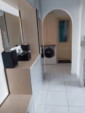 ageuropa.ro vinde ap 2 cam 65mp etaj 4 în CARPAȚI 2.