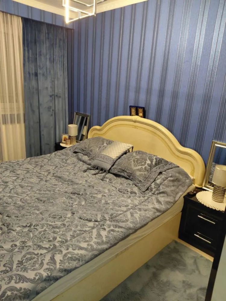 ageuropa.ro vinde ap RENOVAT și UTILAT la etajul 4 CARAMIDA Micro 14. - Agenția EUROPA vinde apartament DECOMANDAT, din CARAMIDA, cu 2 camere, avand o suprafata utila de 42mp. Apartamentul este RENOVAT, MOBILAT și UTILAT, situat la etajul 4 în Micro 14. Pentru mai multe oferte accesați : www.ageuropa.ro