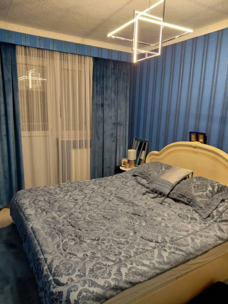 ageuropa.ro vinde ap RENOVAT și UTILAT la etajul 4 CARAMIDA Micro 14. - Agenția EUROPA vinde apartament DECOMANDAT, din CARAMIDA, cu 2 camere, avand o suprafata utila de 42mp. Apartamentul este RENOVAT, MOBILAT și UTILAT, situat la etajul 4 în Micro 14. Pentru mai multe oferte accesați : www.ageuropa.ro