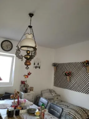 Casa 81mp, teren 81 ari, anexe, pomărie tânără de meri de vânzare