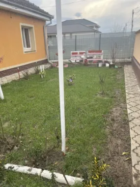 Casă de vanzare