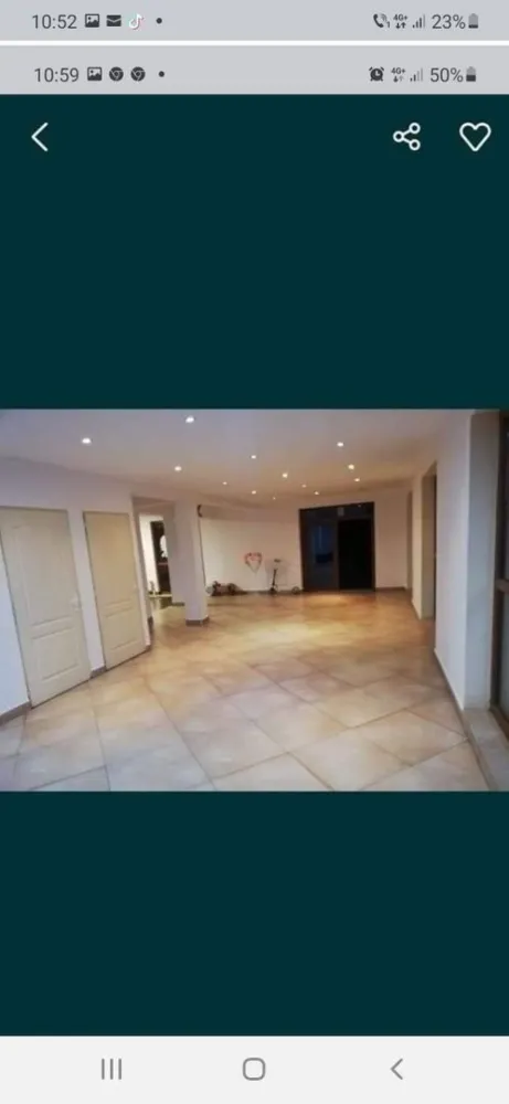 De vanzare casa 330 mp - De vanzare casa 330 mp +curte mare 10 ari pret 220.000 euro pentru mai multe infirmatii va ros sa ma contactati