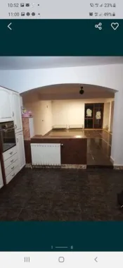 De vanzare casa 330 mp