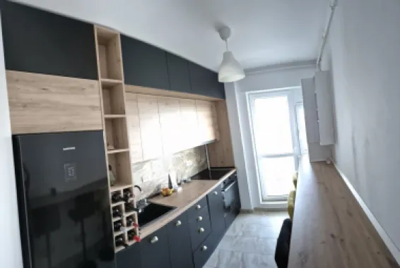 Inchiriez apartament