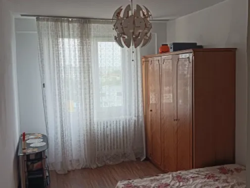 Apartament cu 2 camere de închiriat (Titan)