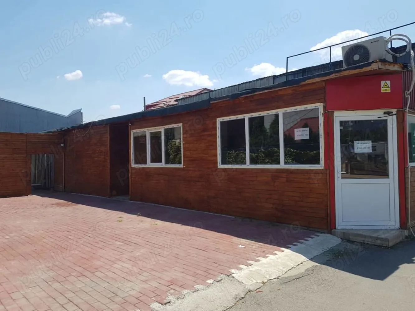 Spatiu de inchiriat zona Aparatorii Patriei - Spatiu 75 mp de inchiriat , zona Aparatorii Patriei vis-a-vis de noul patinoar Berceni Arena.