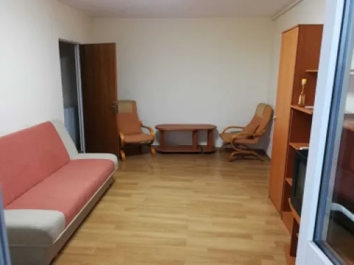 Închiriez apartament 2 camere Titan