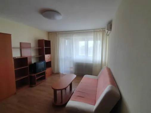 Închiriez apartament 2 camere Titan
