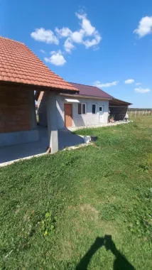 Vând casă în Gelu
