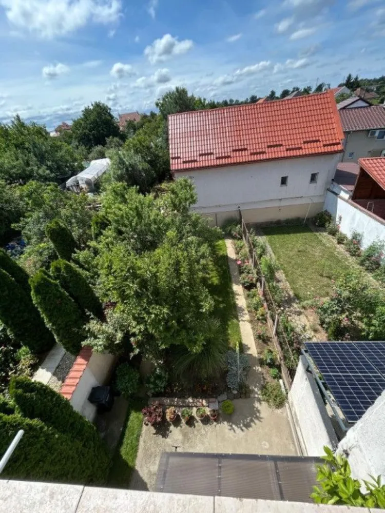 De vânzare casă cu etaj