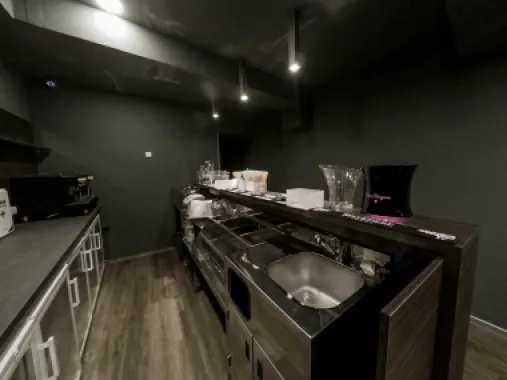 Vanzare Spatiu ULTRACENTRAL (Beauty Salon, Magazin, Birouri, etc)
