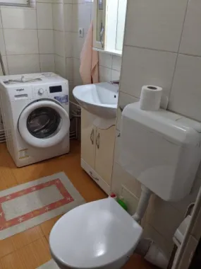 Apartament 4 camere mobilat Soarelui