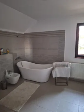 BRASADAS vinde casa construita in 2016 in zona Titulescu.