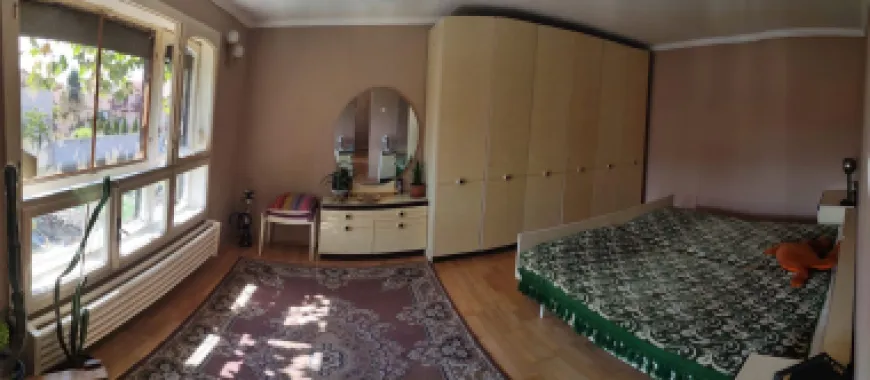 BRASADAS vinde casa individuala spatioasa in zona Burdea.