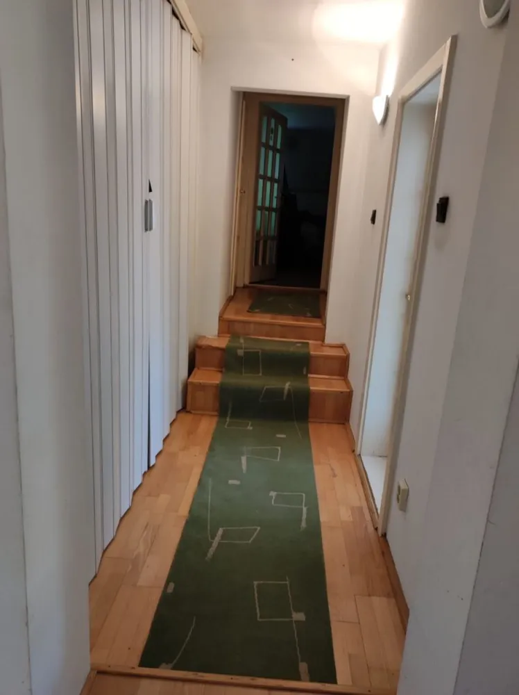 BRASADAS vinde casa individuala spatioasa in zona Burdea.