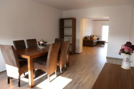 BRASADAS vinde ap 4 cam zona Unirii.