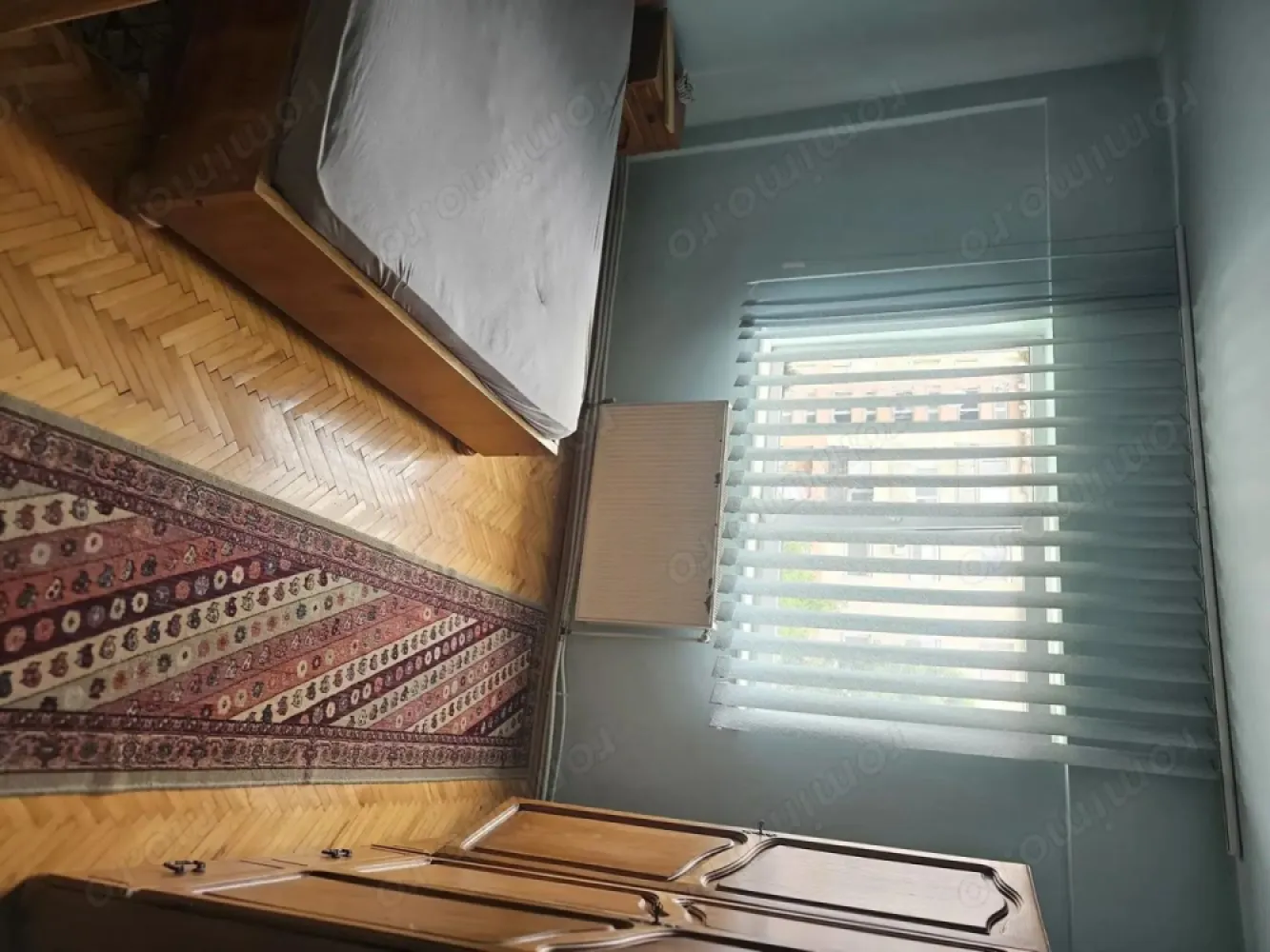 BRASADAS vinde ap 2 cam etaj3/4 decomandat, Carpați 2 - Agenția imobiliara BRASADAS vinde apartament cu 2 camere Carpați 2, etaj 3/4 cu 2 bacoane, termopan, microcentrala, orientare est-vest, soare toată ziua, luminos, nu este de colt, nici de mijloc. Balcon la camera mare si la bucătărie. www.brasadas.com.